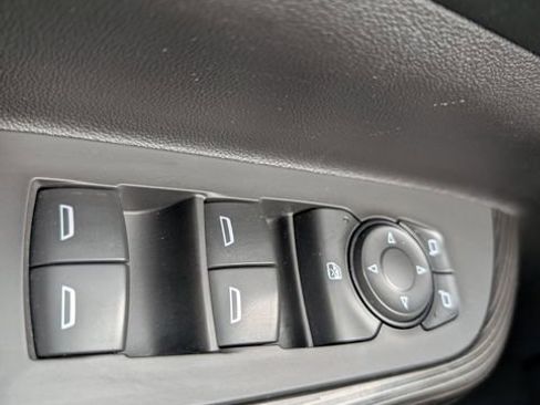 Used 2018 GMC Acadia SLT w/ LPO, Protection Package AWD/4WD image 21