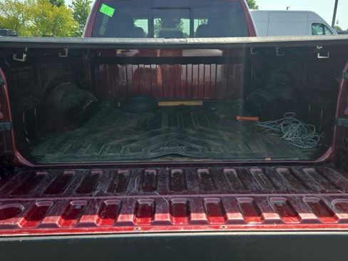 Used 2022 RAM 1500 Laramie AWD/4WD image 14
