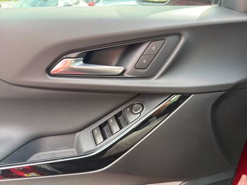 New 2026 Chevrolet Equinox LT w/ Safety and Technology Package FWD image 25