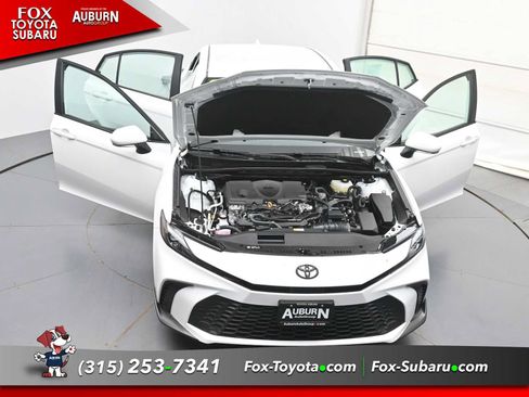 Used 2025 Toyota Camry SE w/ Convenience Package FWD image 42