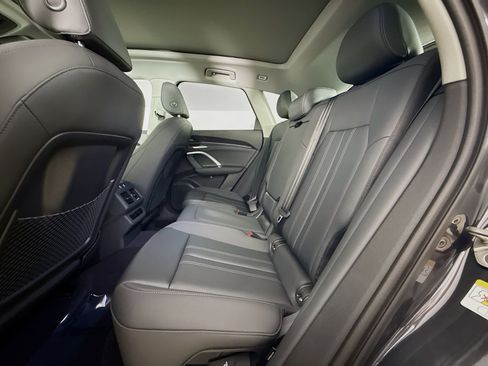 New 2025 Audi Q5 Premium Plus image 25