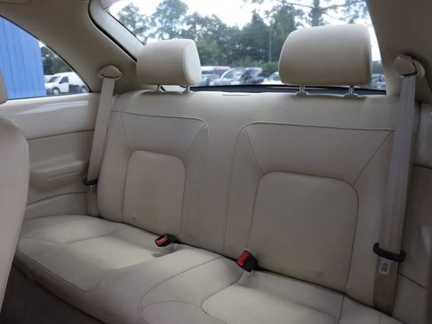 Used 2008 Volkswagen Beetle S FWD image 19