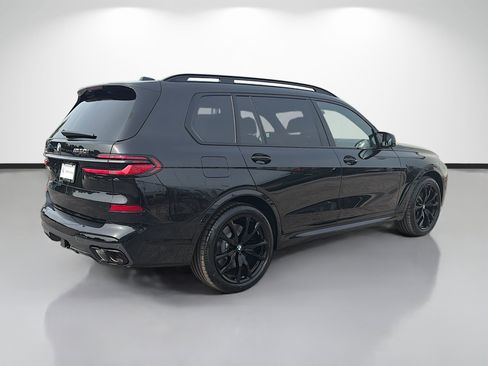 New 2027 BMW X7 M60i AWD/4WD image 3