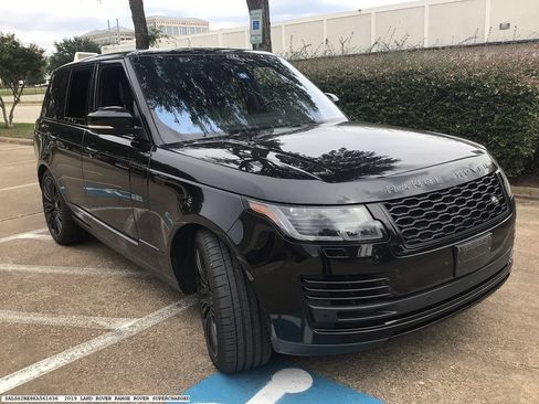 Used 2019 Land Rover Range Rover Supercharged AWD/4WD image 4