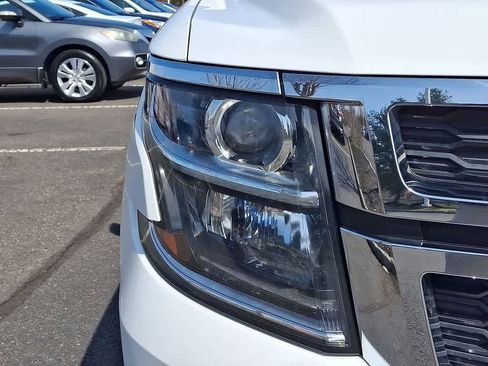 Used 2017 Chevrolet Tahoe LT image 27