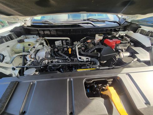 Used 2021 Nissan Rogue SV image 26