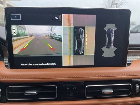 Used 2023 Lincoln Nautilus Black Label w/ Class II Trailer Tow Package image 33