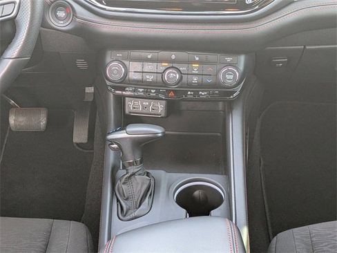 Certified 2025 Dodge Durango GT w/ Blacktop Package image 18