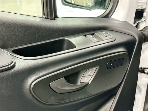 Used 2026 Mercedes-Benz Sprinter 144 Cargo image 18