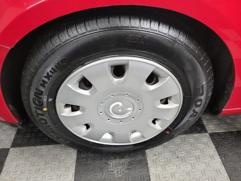 Used 2009 Volkswagen Rabbit S image 25