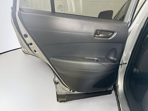 Used 2024 Toyota Corolla Cross LE image 26