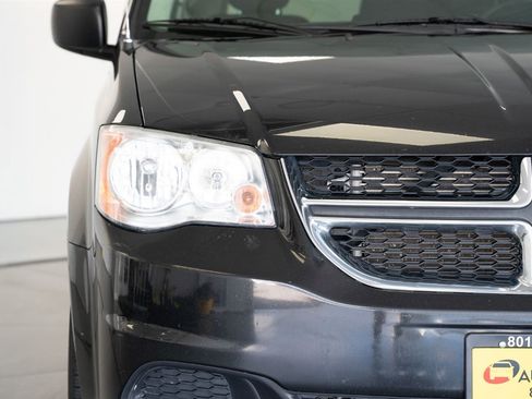 Used 2014 Dodge Grand Caravan SE w/ Quick Order Package 29E SE image 9