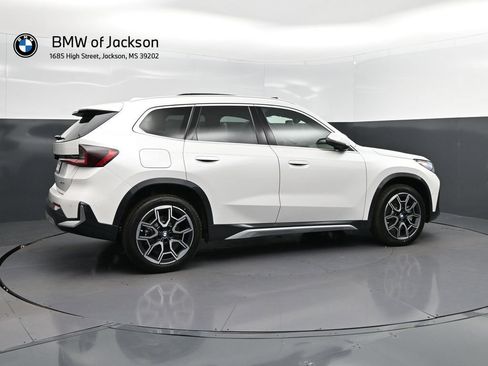 New 2026 BMW X1 xDrive28i w/ Technology Package AWD/4WD image 8