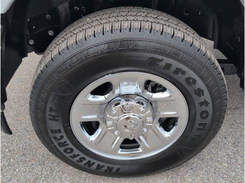 New 2026 RAM 2500 Tradesman w/ Chrome Appearance Group image 9