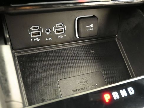 Used 2025 Jeep Grand Cherokee Altitude RWD image 41