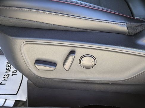 Used 2025 Ford Escape ST-Line image 15