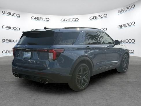 Used 2025 Ford Explorer ST w/ Sun And Sound Package RWD image 7