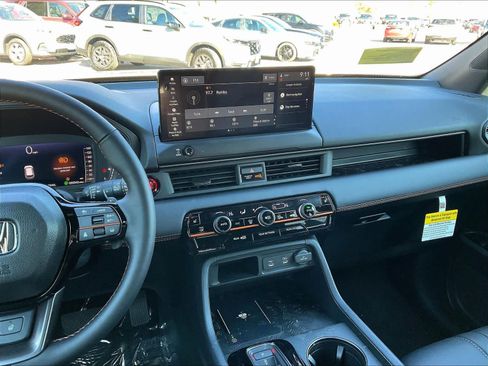 New 2026 Honda Pilot TrailSport image 13