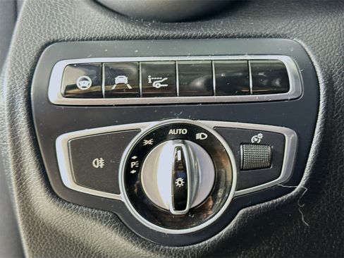 Used 2016 Mercedes-Benz GLC 300 4MATIC image 10