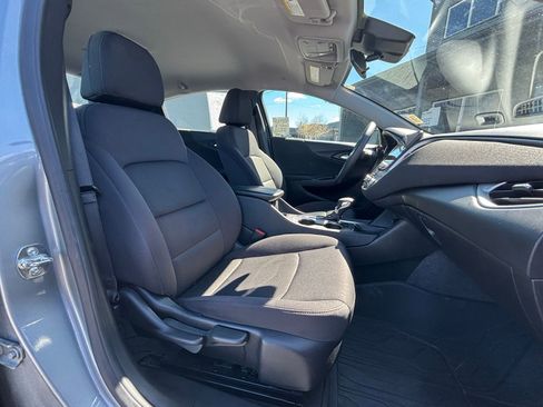 Used 2025 Chevrolet Malibu LT FWD image 20