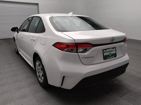 Used 2024 Toyota Corolla LE FWD image 5
