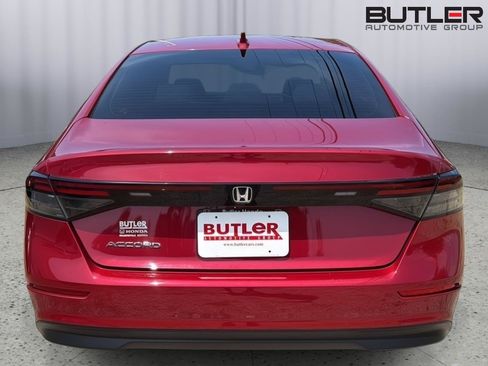 Used 2024 Honda Accord LX image 5
