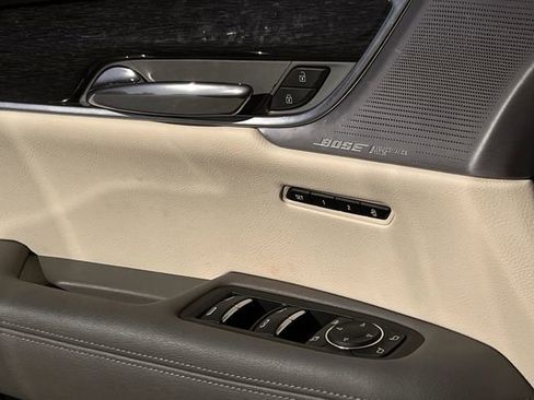 Certified 2023 Cadillac XT6 Premium Luxury image 22