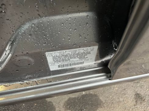 Used 2025 Nissan Versa SV image 29