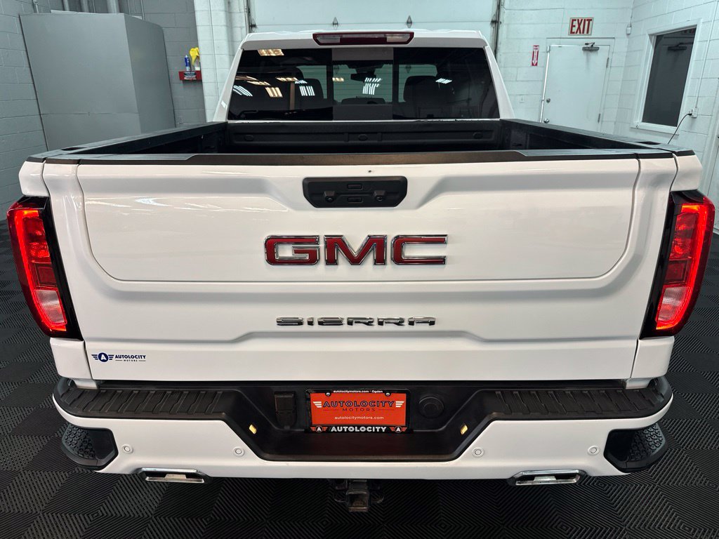 Used 2025 GMC Sierra 1500 Elevation w/ Elevation Premium Package AWD/4WD image 8