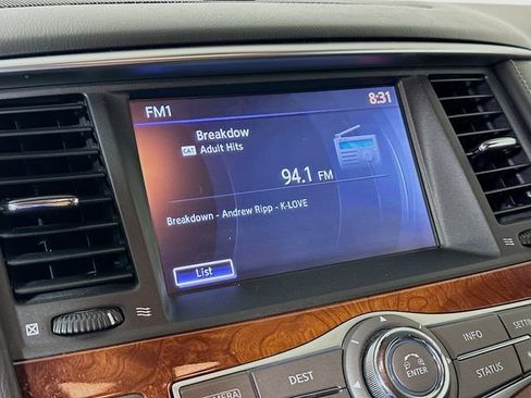 Used 2016 INFINITI QX80 4WD w/ Deluxe Technology Package image 17