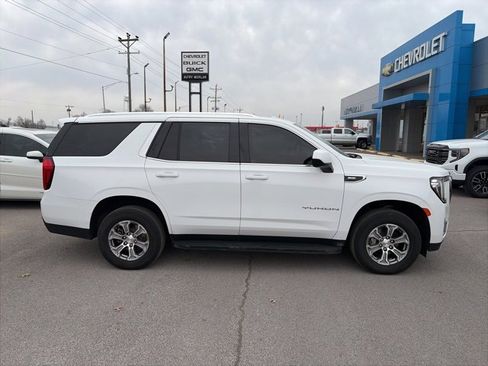 Used 2021 GMC Yukon SLE image 7