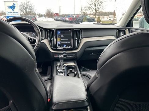 Used 2021 Volvo XC60 T5 Inscription w/ Protection Package Premier image 13