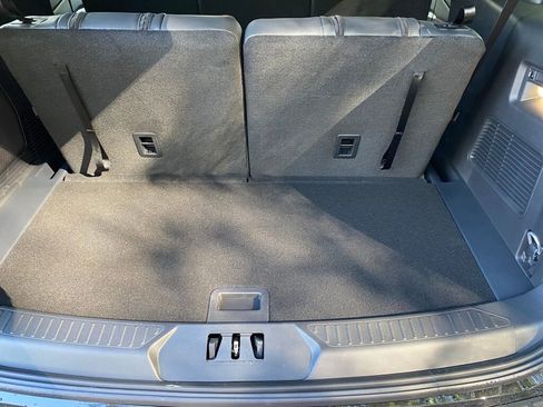 New 2026 Ford Explorer ST-Line w/ ST-Line Street Pack image 18