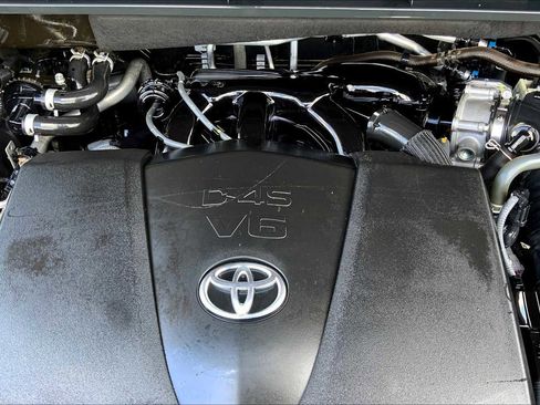 Used 2020 Toyota Highlander Limited FWD image 32