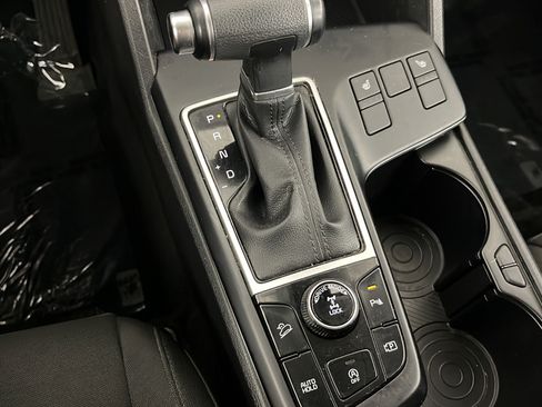 Used 2023 Kia Sportage LX AWD/4WD image 32