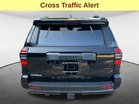 Used 2026 Toyota 4Runner SR5 AWD/4WD image 9