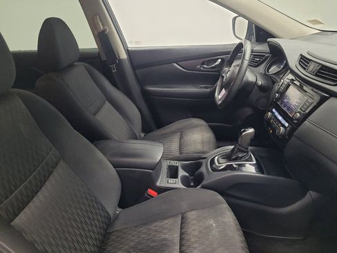 Used 2020 Nissan Rogue SV FWD image 21