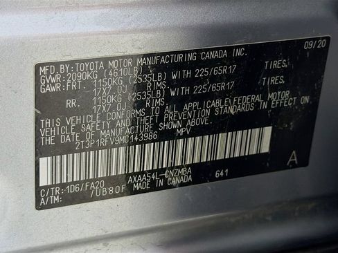 Used 2021 Toyota RAV4 XLE AWD/4WD image 28