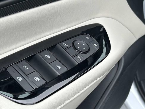 New 2026 Nissan Murano SV AWD/4WD image 19