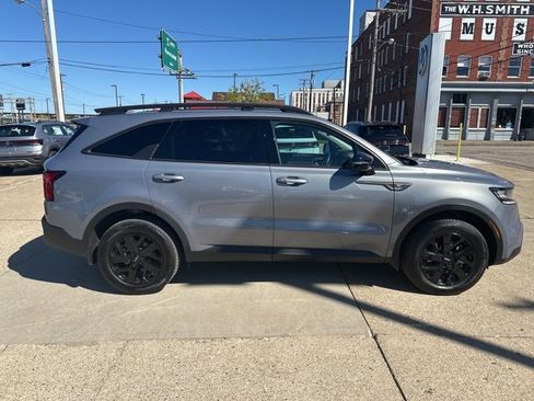 Used 2023 Kia Sorento S w/ Panoramic Sunroof Package image 8