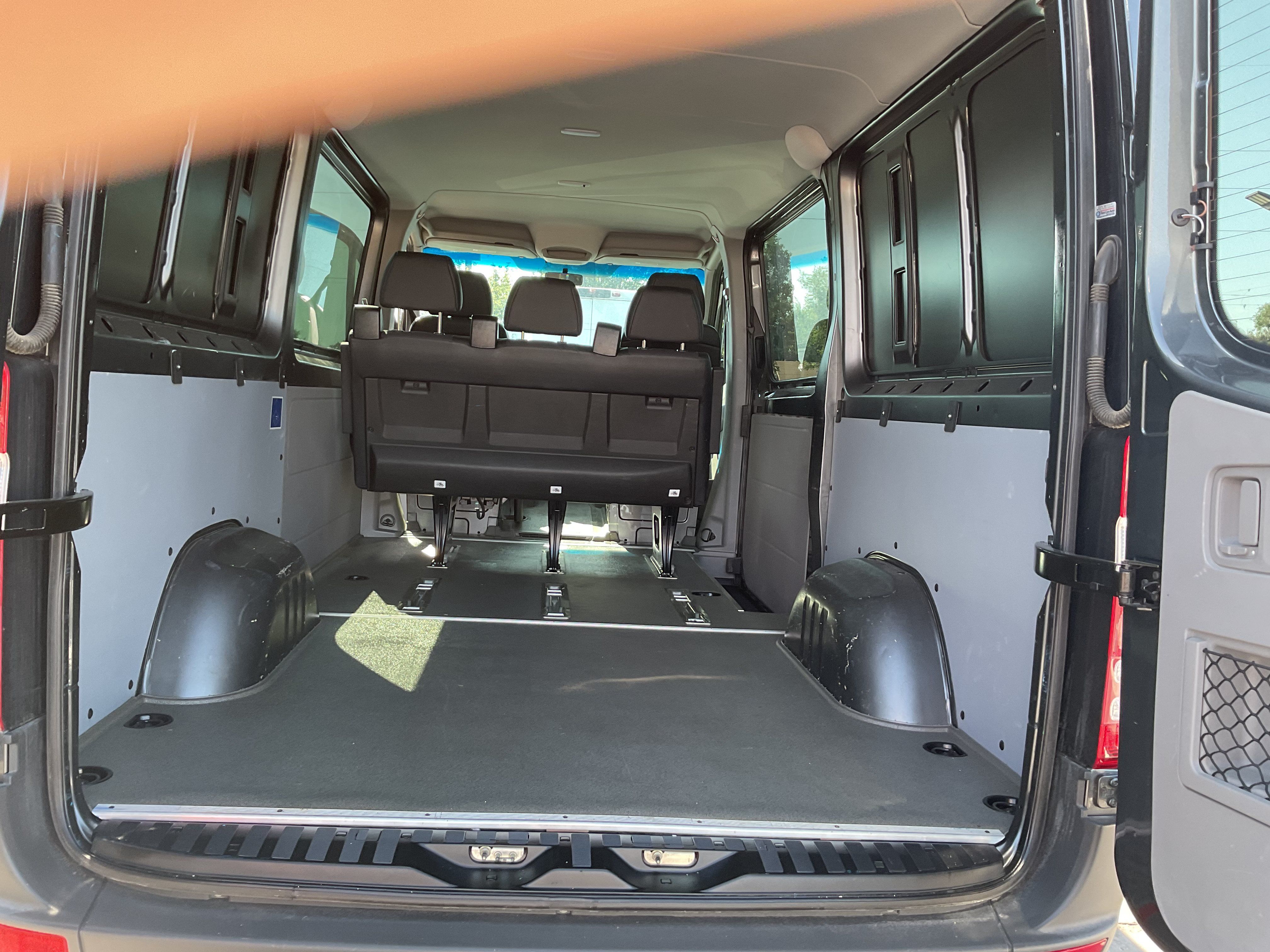 Used 2017 Mercedes-Benz Sprinter 2500 image 15