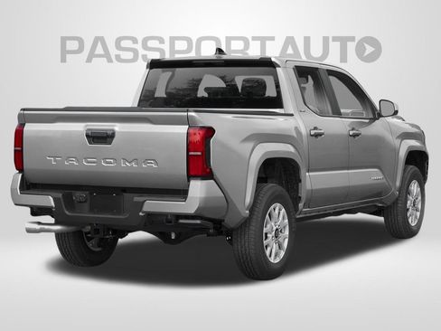 Used 2024 Toyota Tacoma SR5 w/ SR5 Upgrade Package AWD/4WD image 2