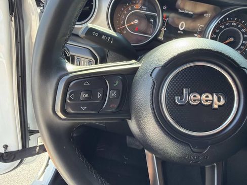 Used 2021 Jeep Wrangler Unlimited Sport AWD/4WD image 24