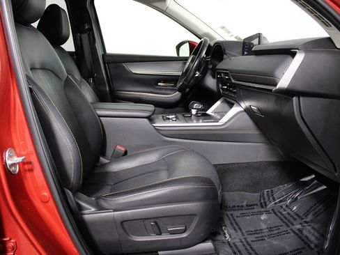 Used 2024 MAZDA CX-90 3.3 Turbo w/ Preferred Plus AWD/4WD image 12