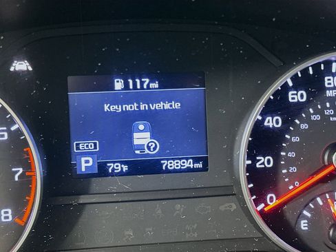 Used 2020 Kia Sportage EX image 19