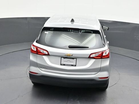 Used 2020 Chevrolet Equinox LS FWD image 20