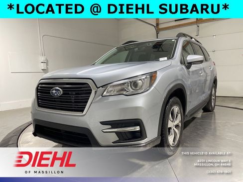 Used 2022 Subaru Ascent Premium w/ Convenience Package image 3