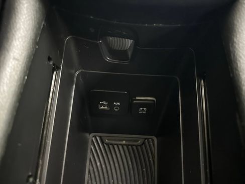 Used 2015 Chrysler 200 Limited w/ Convenience Group FWD image 49