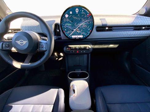 New 2026 MINI Cooper 4-Door Hardtop FWD image 5