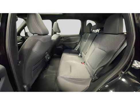 Used 2025 Subaru Forester Premium AWD/4WD image 16